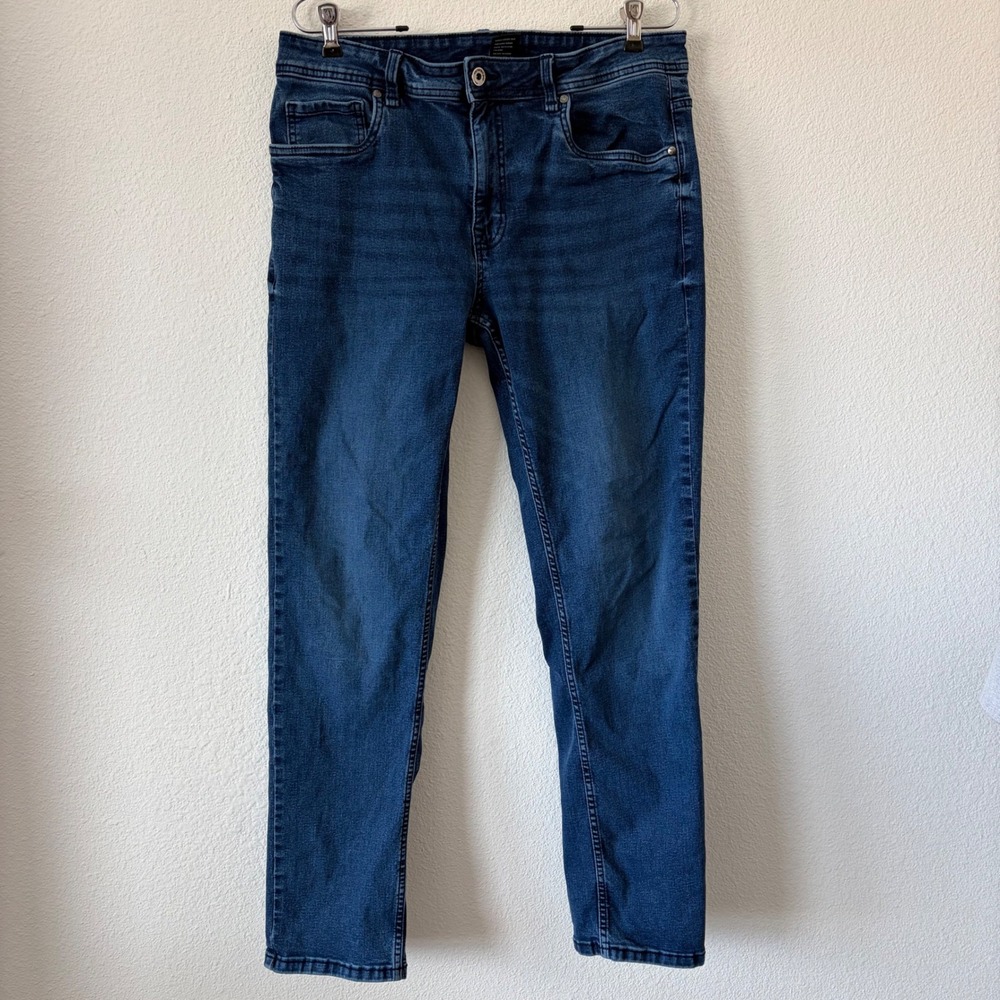 The Perfect Jean NYC Athletic Fit Mens 33x32 Dark Blue Excellent Stretch Denim